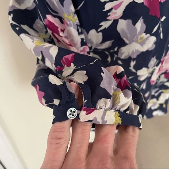 Joie Women’s Blue Floral Silk Blouse 3/4 Sleeve Size XS - Picture 3 of 16